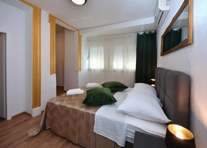 Апартаменты Golden